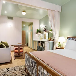 Palihouse Hyde Park Village Hotel