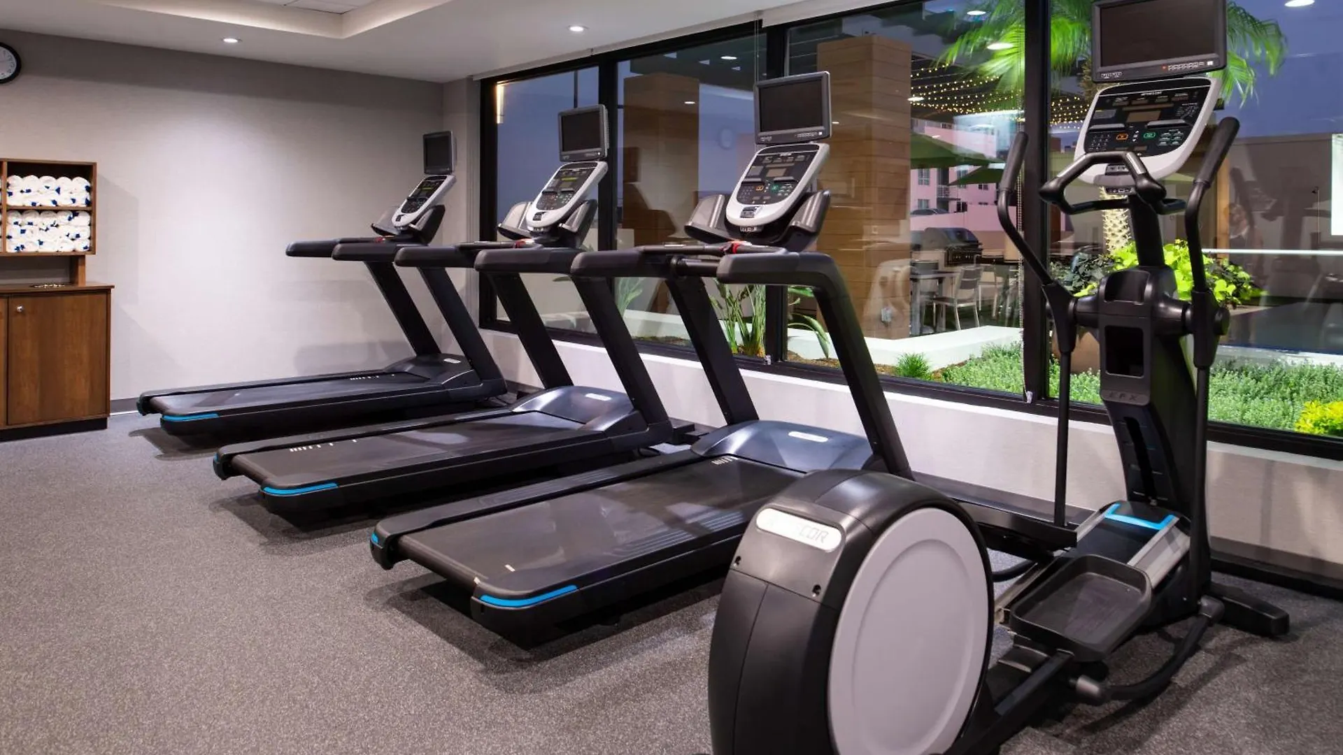Hampton Inn Tampa Downtown Channel District 3*,